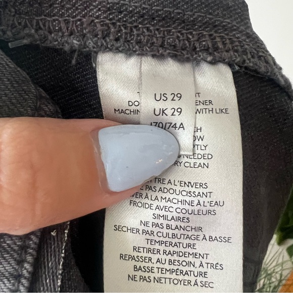 ANTHROPOLOGIE Pilcro denim‎ shorts button fly cutoff Black Womens SIZE 29 - Picture 5 of 9